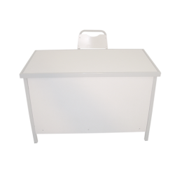 BUREAU DE MAITRE